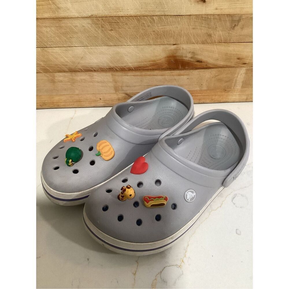 Crocs Classic Gray Cream Clogs with Jibbitz Sz 9